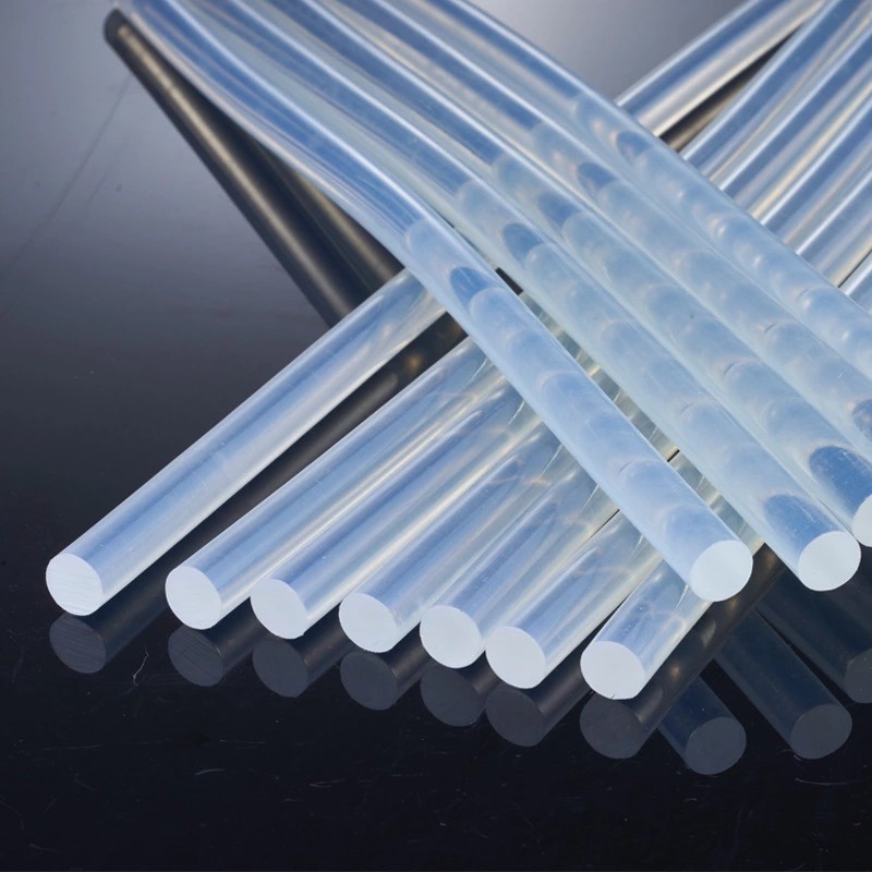 Hot melt glue stick with low temperature resistant