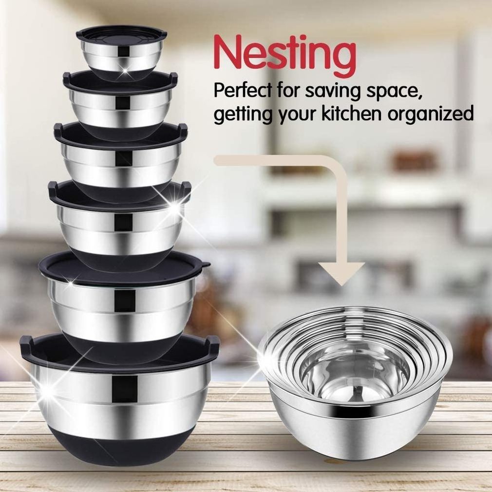 Size 4.6, 3, 1.5, 1, 0.7 QT Silicone Bottom Mix Nested Bowl Stainless Steel Salad Mixing Bowls with black Lids Set