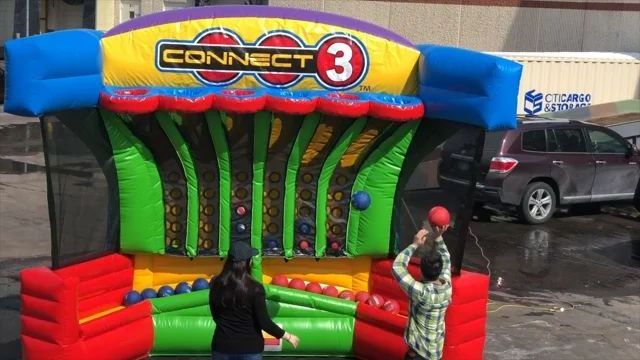 Wacky Connect 4 Basketball Game Connect Four Basketball Inflatable with 10-red & 10-blue mini basketballs