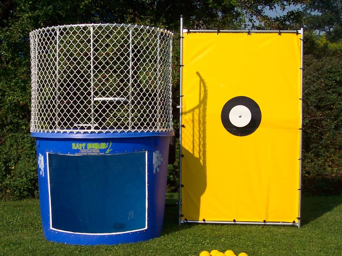 Carnival Games Splash Dunk Tank Inflatable Dunking Machine Backyard Water Dunk Tank For Sale