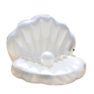 pvc inflatable floating water white clam shell with pearl adult floating row