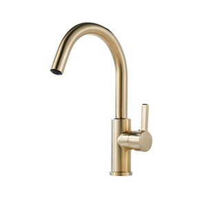 Factory wholesale luxury gold brass body kitchen sink tap single handle hot and cold water tap 360 adjustable kitchen faucet