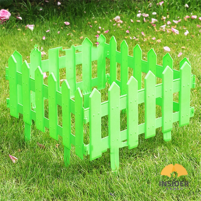 Wholesale  Garden Edging Decorative Border Recycled Plastic Landscape Garden Fence convenient  No-Dig Spikes,Dark Green