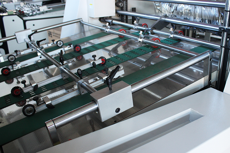 NFY-A800*1050 Automatic Bopp Thermal Lamination Machine Soft Touch Film Hot Laminator