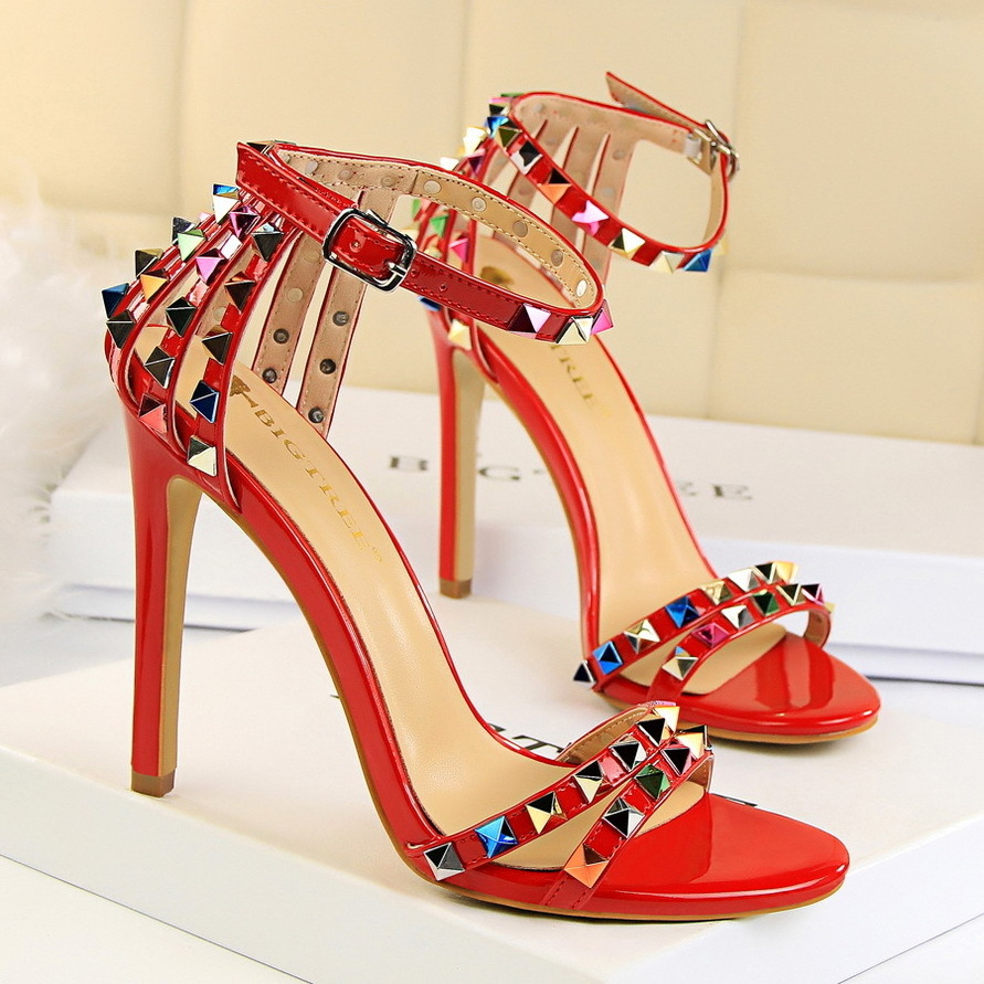 2022 Women's High Heels Rivets Studded Lady Sandals Stiletto Gladiator Pumps Stripper Summer Fetish Platform Shoes Sandal