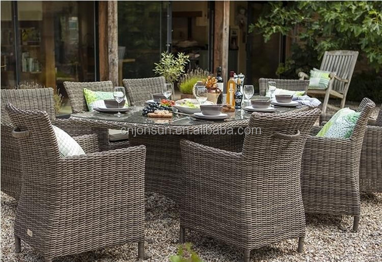 Fashion Outdoor Rattan Furniture 8 Chairs Cane Dining Table Chair Set