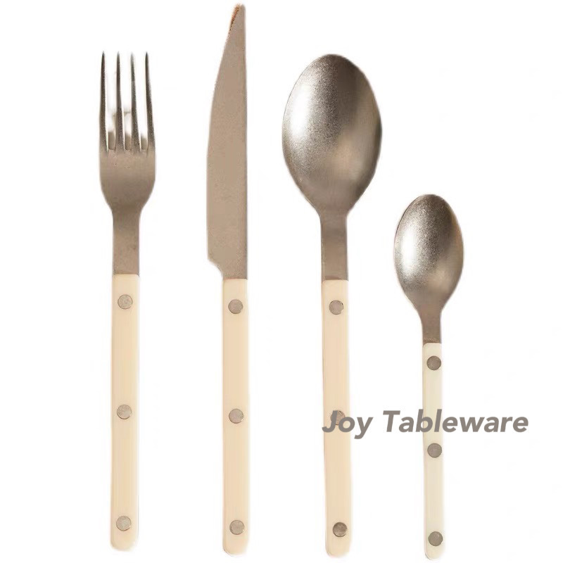 New Design Christmas Stainless Steel Cutlery Set With Colorful Handle