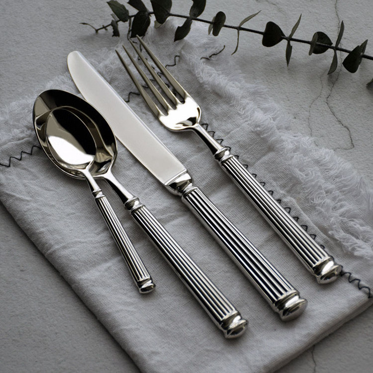 New Design Roma Style  Ribbed Handle Morden Stainless Steel Cutlery Set