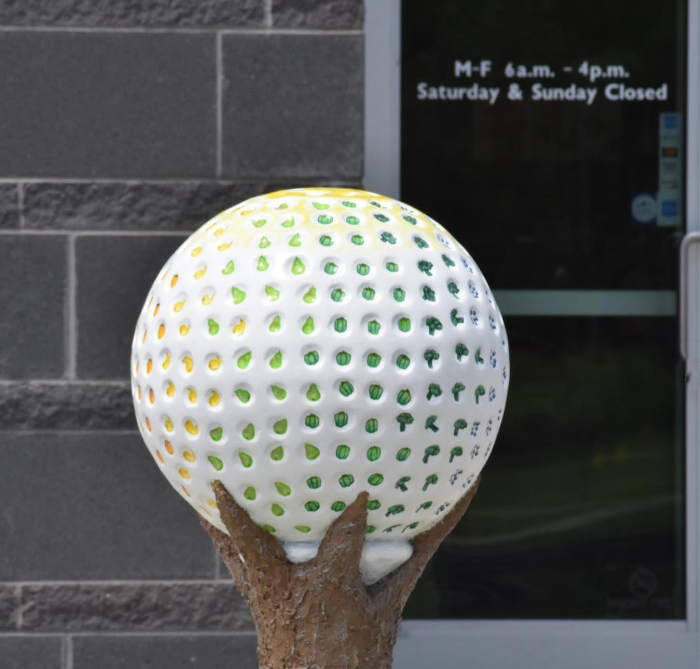 Large fiberglass golf ball sculpture for outdoor decoration statue