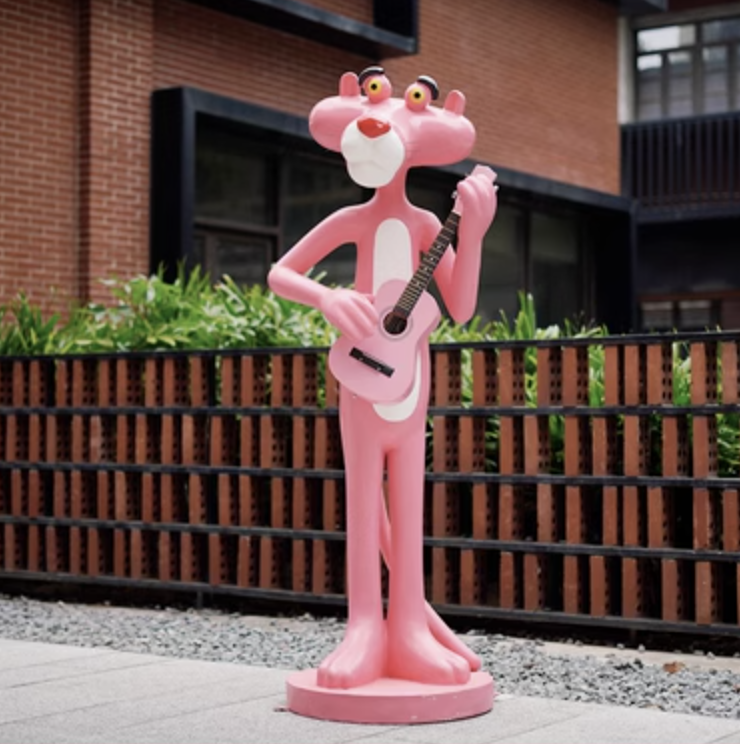 Factory Customized High Quality Outdoor Decoration Life Size Cartoon Pink Panther Animal Garden Fiberglass Statue Sculpture