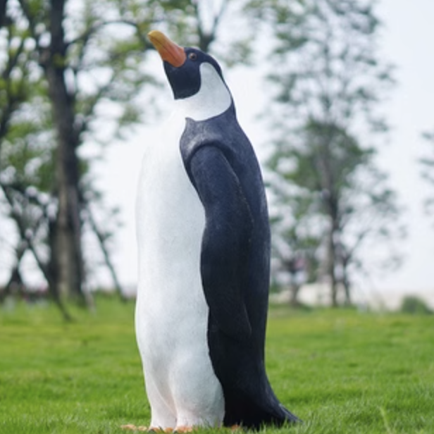 Factory Customized Real Size Fiberglass Animal Sculpture Marine Themed Resin Penguin Sculpture Fiberglass Statue for Sale