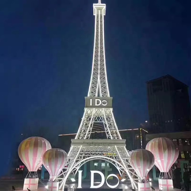 Huge statue of the Eiffel decor Tower in shopping square sculpture to France