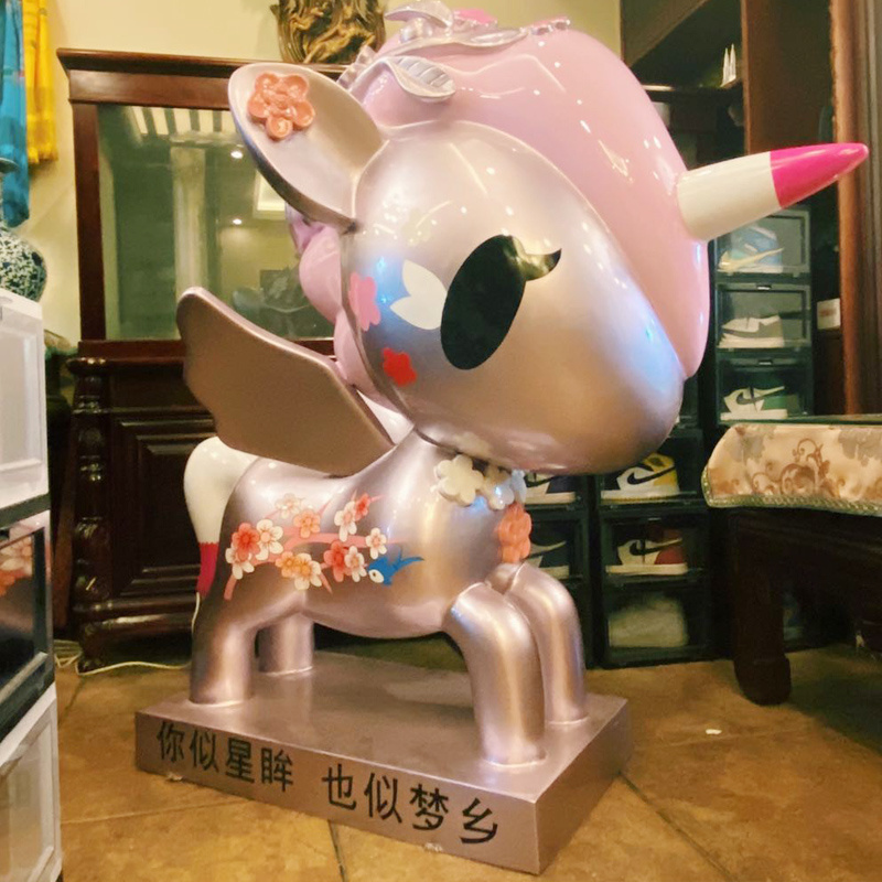 Hot selling fiberglass cartoon animals outdoor garden unicorn horse sculpture for resin art home decoration statue