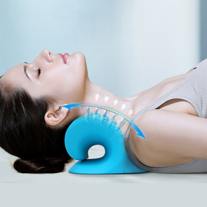 2024 New Design Comfort Stretching Pillow Massage Cervical Traction Neck Cloud Stretcher