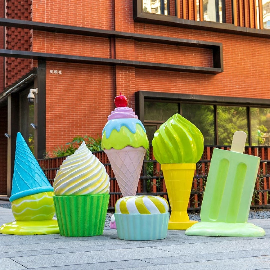 Outdoor giant ice cream cones sculpture fiber glass sculpture for party decoration