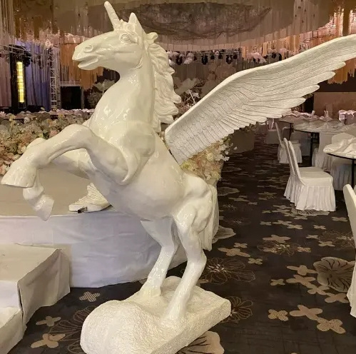 Custom New wedding birthday props glass fiber pegasus statue unicorn pop art sculpture large outdoor landscape decoration