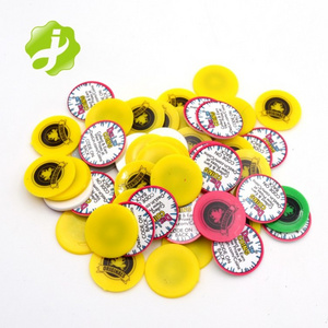 eco-friendly bulk packing custom logo printed and color plastic game token coin