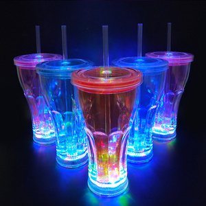 Bar Party Supplies 500ML Colorful LED Straw Cup Plastic Double Wall LED Light Up Tumbler With Lid And Straw