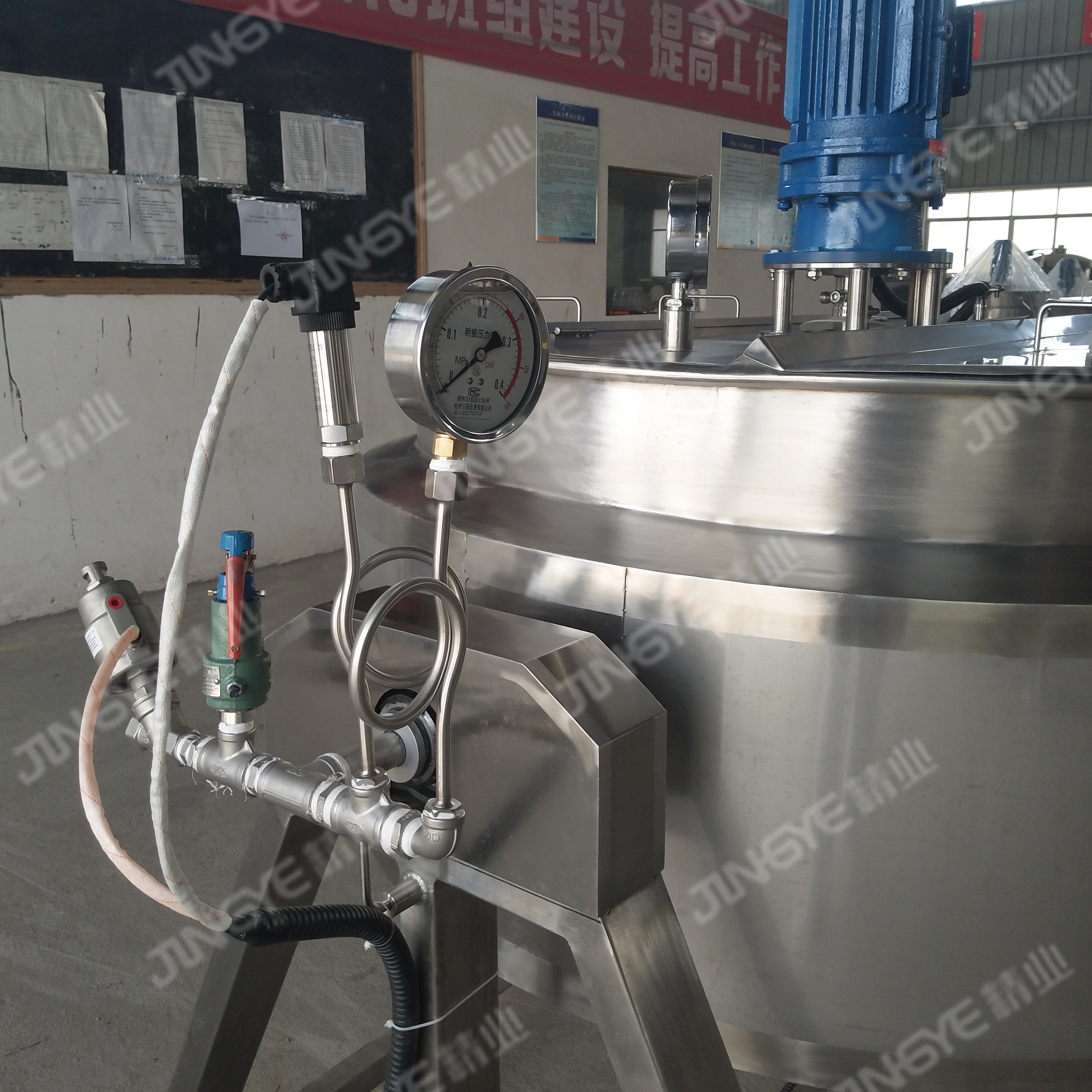 New design full automatic 150 Gallon tomato sauce making machine ketchup sauce making machine steam mixer sauce making machine