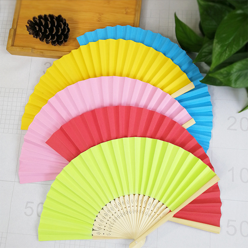 Custom Wooden Wedding Fans for Bride Wedding Party Decors Bespoke Paper Fans for Guest umbrellas Other Wedding Decorations