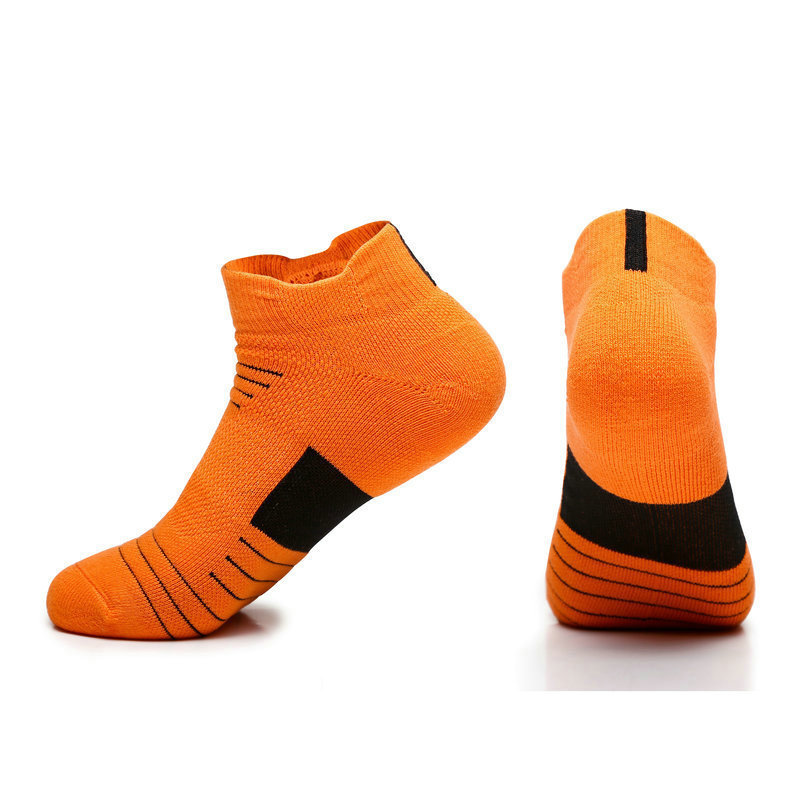 Safety Fabric Compression Sports Socks Athletic Socks with Grip Men's Basketball Socks