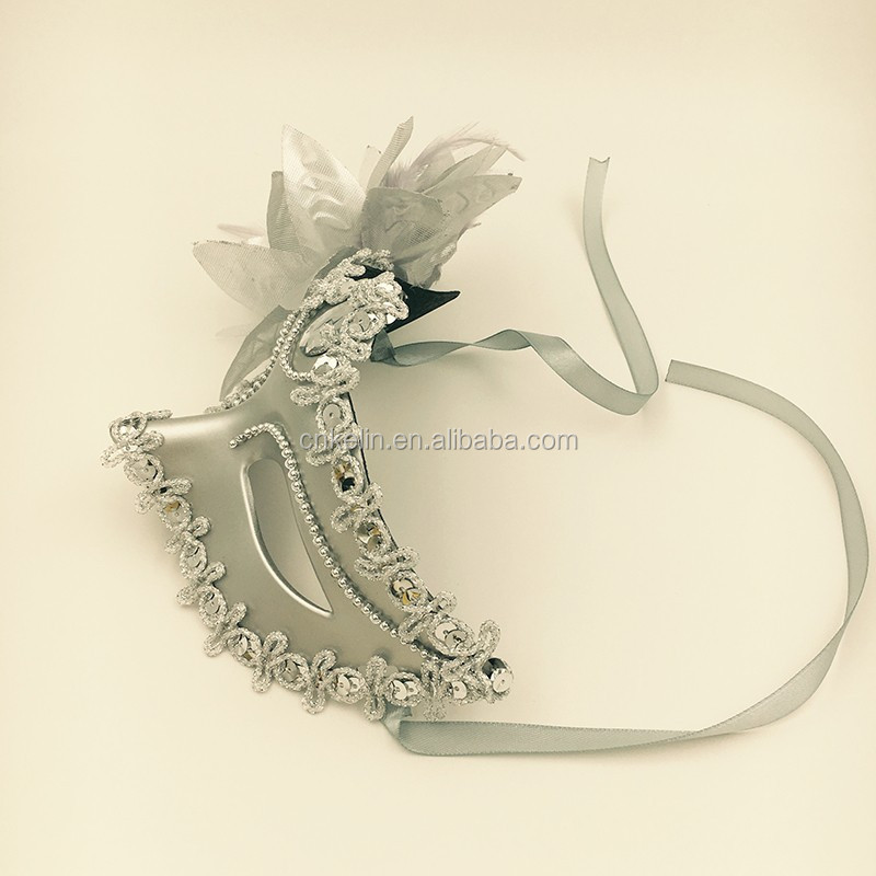 Ladies Fancy Dress Party silver Fantasy Feather Venetian Halloween Masquerade Mask