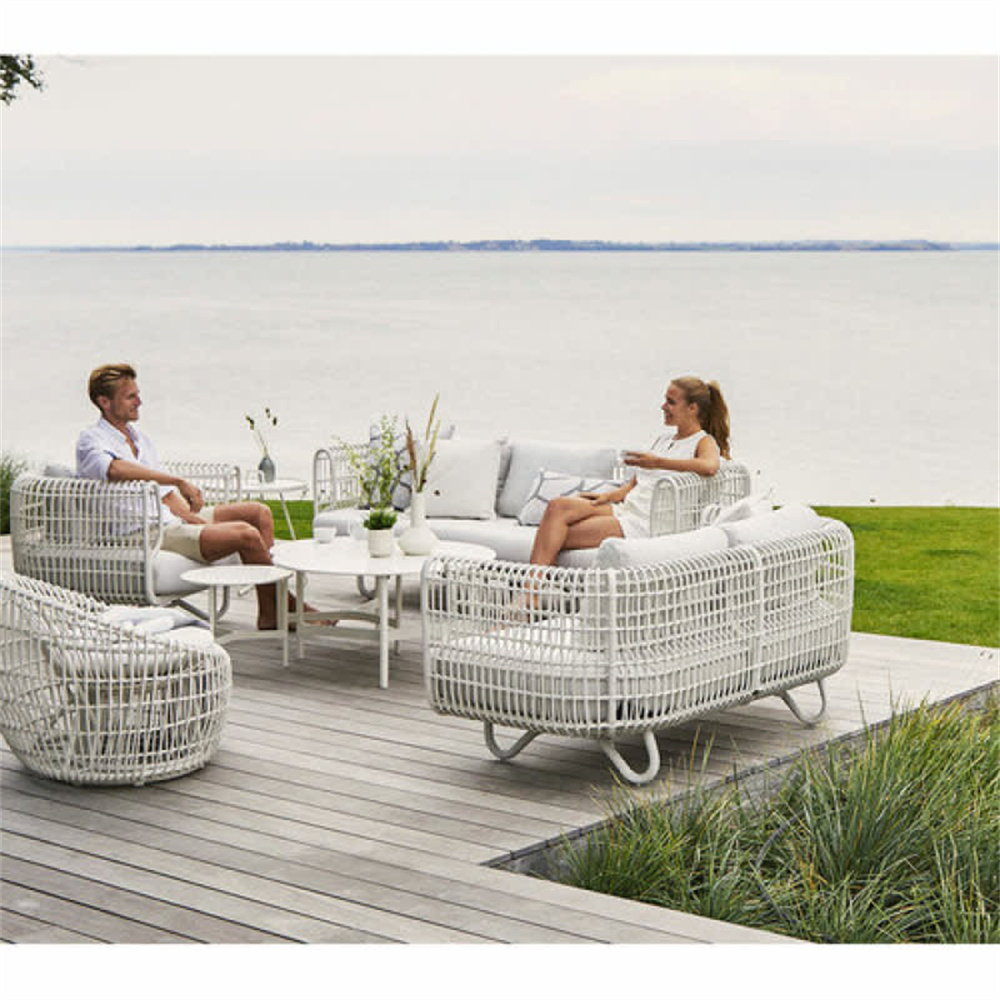 Whole Sale Factory Direct Small Size 4 Pieces Patio Furniture Set Classical Outdoor Garden Sofa Sets