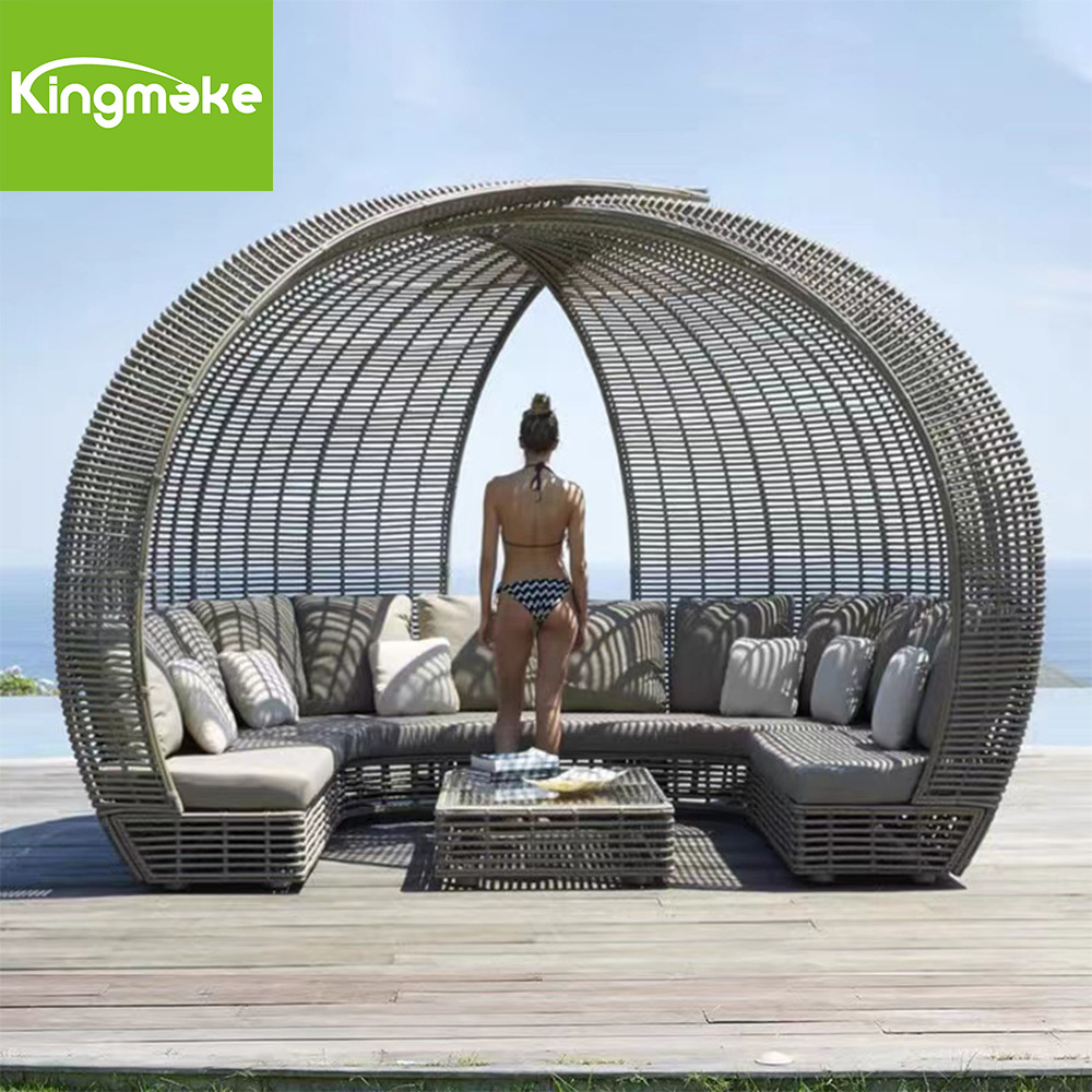 Villa Hotel Patio Luxury Sunbed Pool Rattan Outdoor Furniture Aluminum Frame Round Shape  Sofa Outdoor Daybed With Canopy