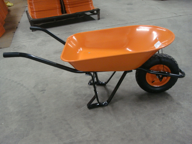 6-cuft Steel Wheelbarrow with Steel Handles and Pneumatic Wheel wb7400R