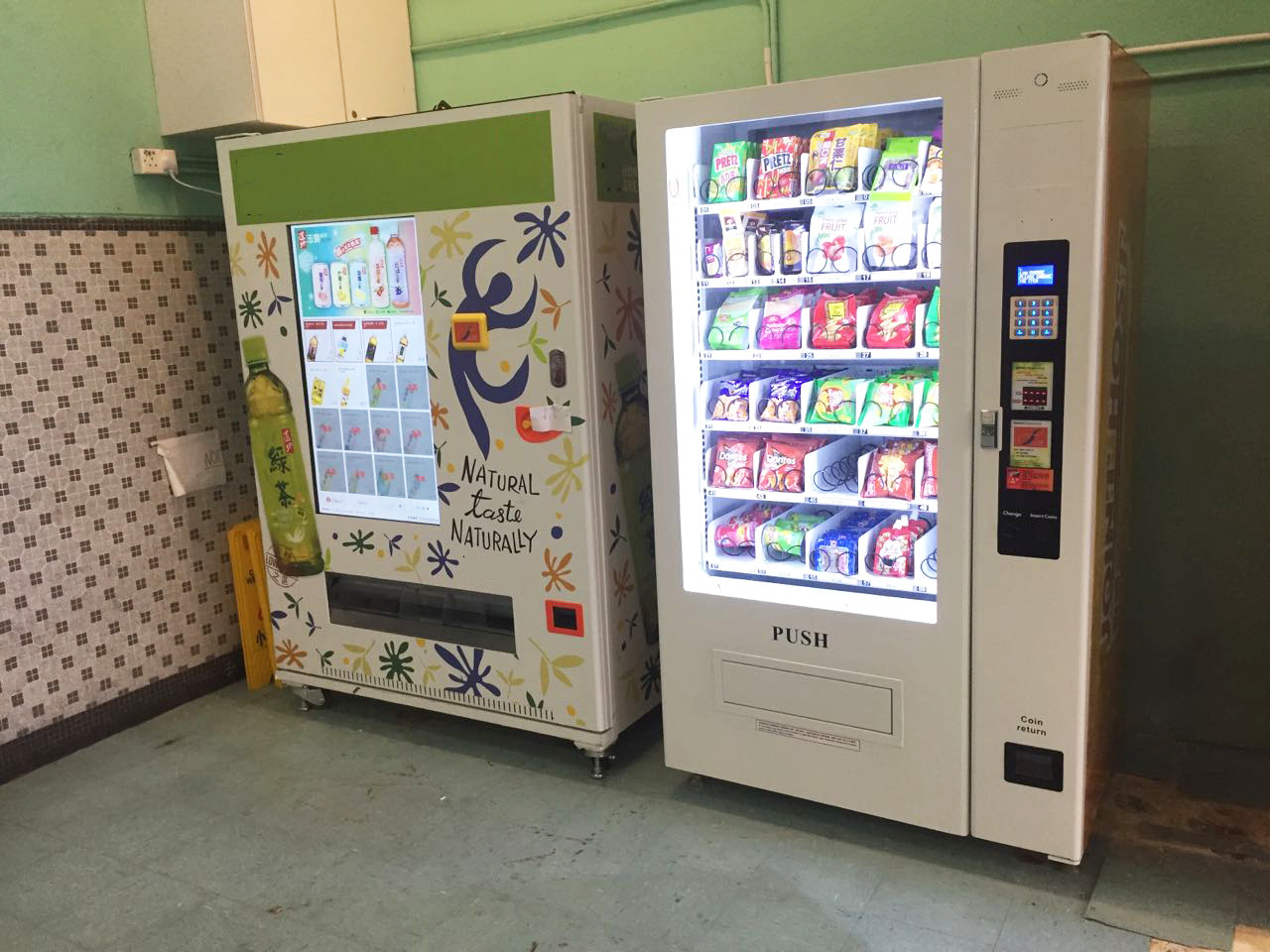 24 Hours Self Service Combo Vending Machine for Foods and Drinks Smart Vendor Coin Coffee Machine