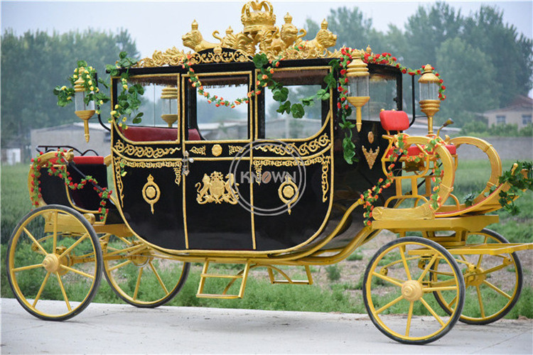 2024 High Quality Cinderella Horse Drawn Carriage Electric Double-row Princess Wedding Horse Car Price for Sale