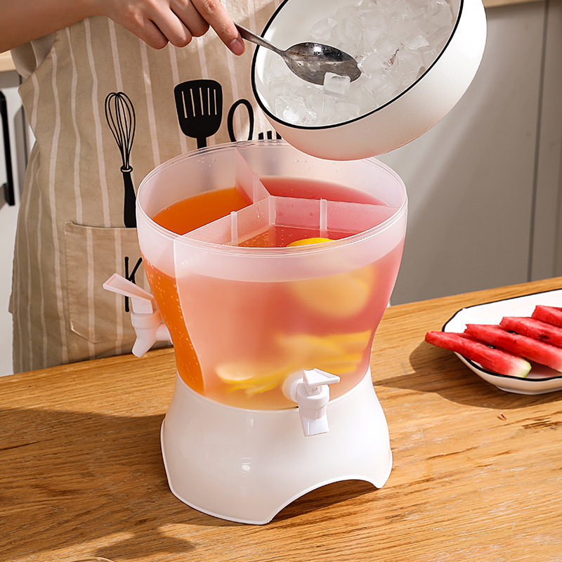 2022 Hot Selling Rotatable Large Capacity Partition Cold Water Kettle Multi-function Juice Jug Beverage Dispenser With Faucet