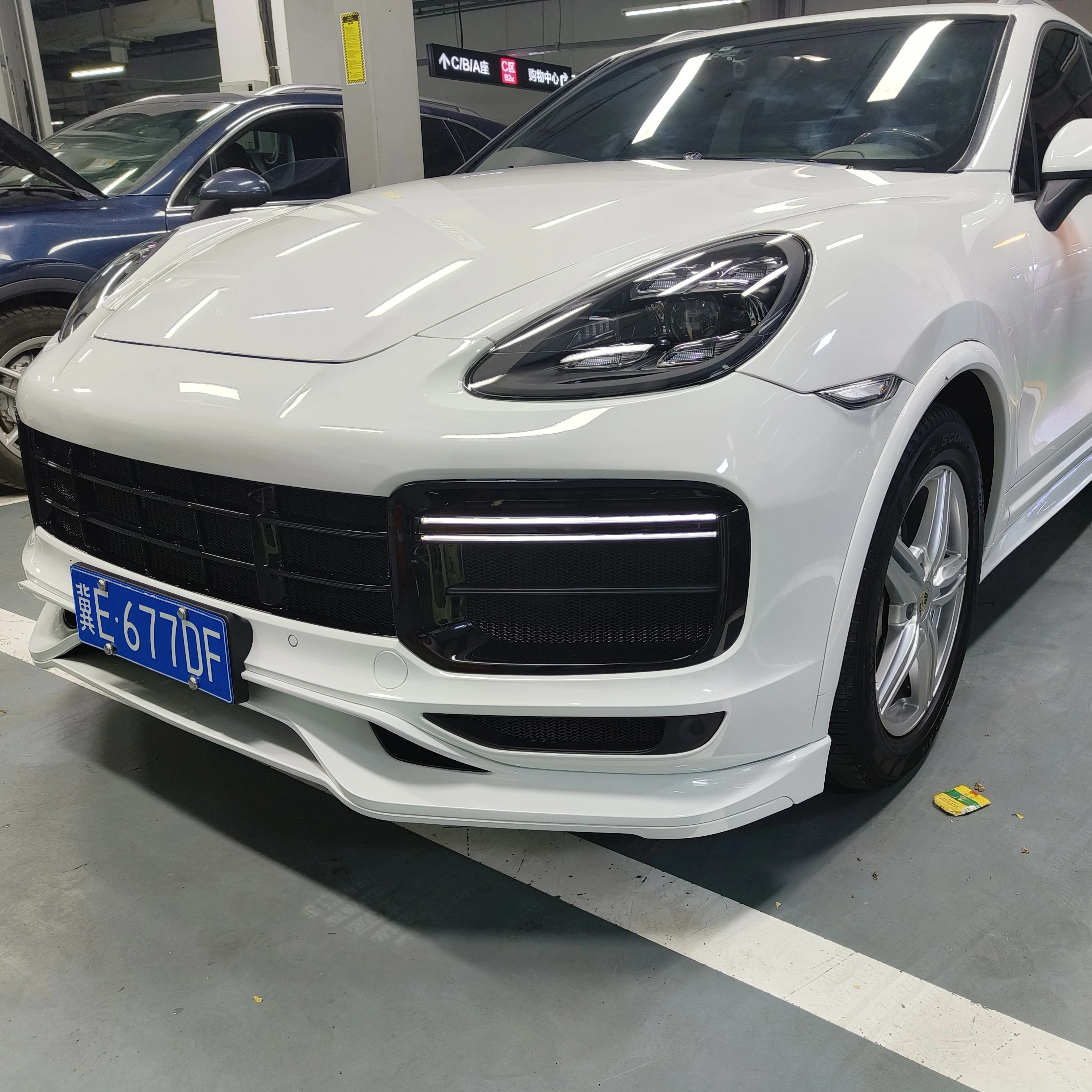 Car Modification Front Bumper Headlight Bodykit For 2015 Porsche cayenne 958.1 version to the 2022 new model