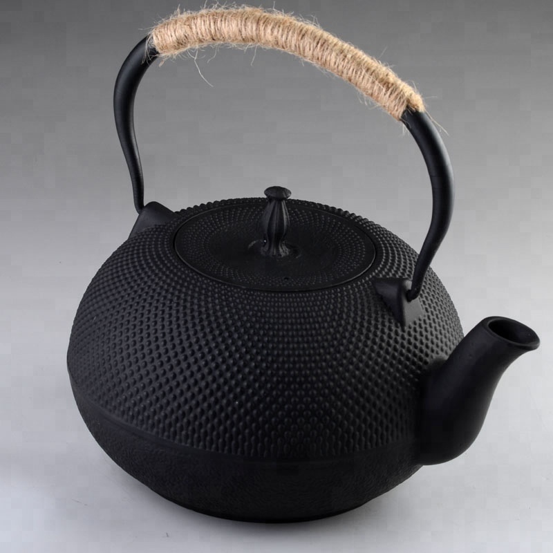 2018 Simple Chinese Cast Iron antique Teapot Black 600ml