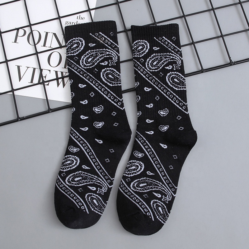 Wholesale Street Wear Bandana Couple Socks Men Unisex Hip Hop Skateboard Cotton Crew Socks