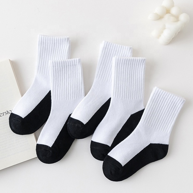 Wholesale 5 Pairs Black Sole White Socks Girl Boy Children Student Cotton Crew Socks For Kids