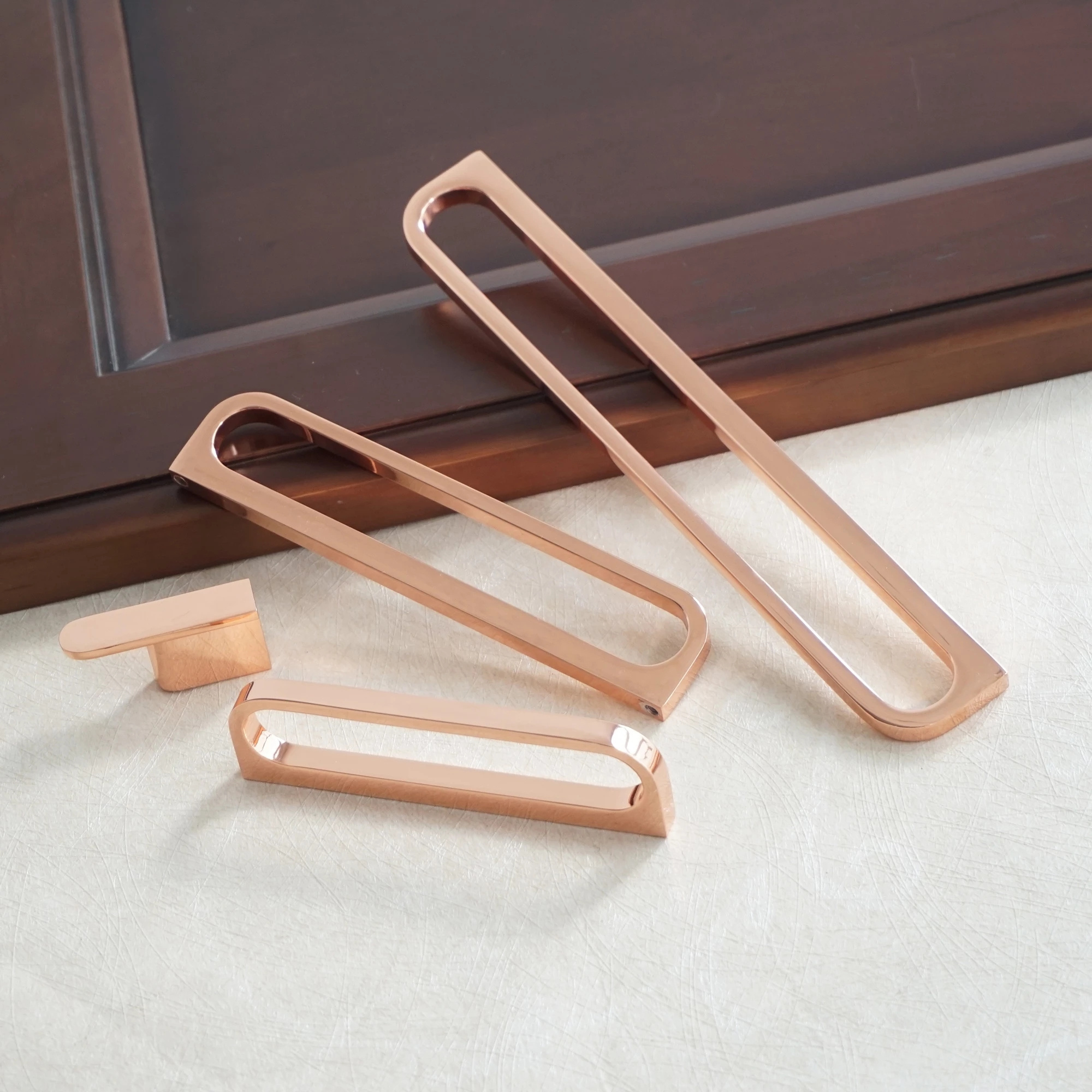 Rose gold Cupboard Wardrobe Drawer Closet Pulls Cabinet Knobs and Handles Furniture Handle Pulls