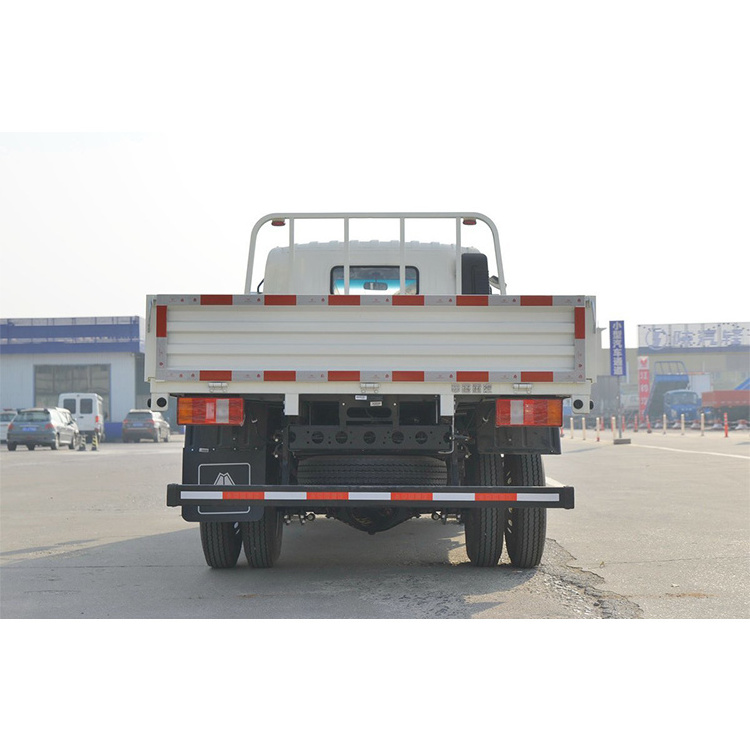 China High Quality Lhd 5-6 Tons Sinotruk Howo 4x2 Cargo Truck ZZ1047D3414C145 For Sale