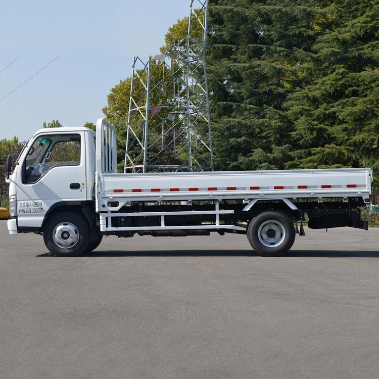 China Factory Price Isuzu 100P Light Cargo Truck Good Condition Crane Truck