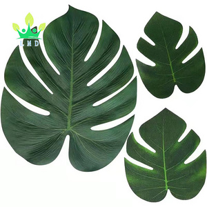 Artificial Palm Leaves Green Leaf,Tropical Faux Leaves for Safari Jungle Luau Party Table Decor Wedding Birthday Theme Party