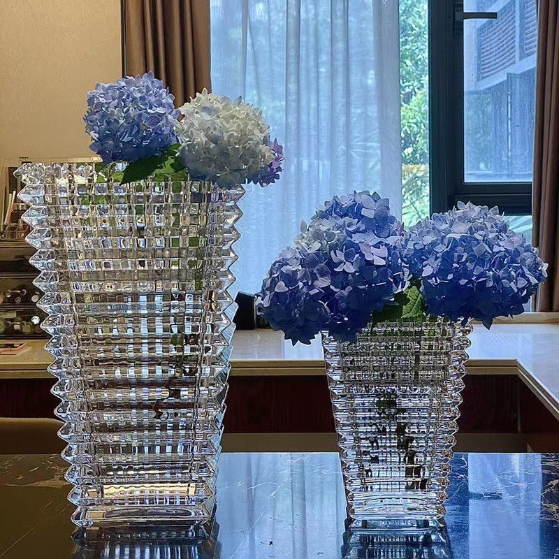 Wholesale Custom Mini Vase Modern Nordic Home Hotel Decorative Clear Wedding Glass Cylinder Vase