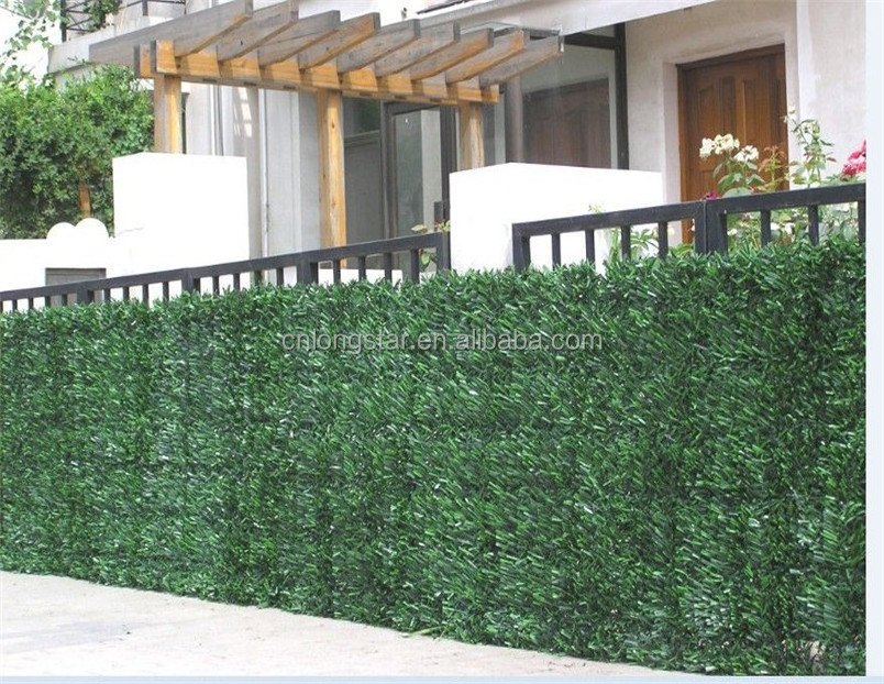 Metal Galvanized Wire Hedge and PVC Artificial Grass Fence Roll