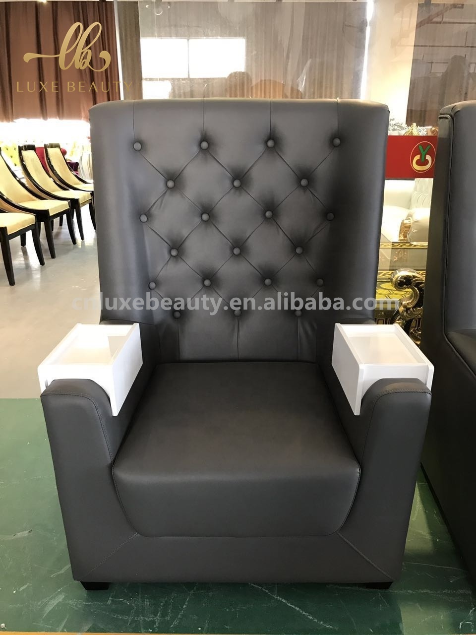 Custom gray white Spa Queen sofa Furniture Set Nail Pedicure Station Pedicure Spa Chair With Glass Pedicure Sink for spa center