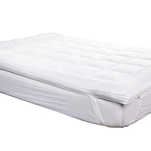 Wholesale Foldable Polyester Filling 5 Stars Hotel Mattress Topper For Mattress Down Alternative Bed Mattress