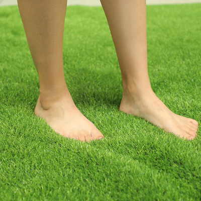 chinese wholesale outdoor floor 35mm green fake artificial grass rug carpet artificial grass for garden