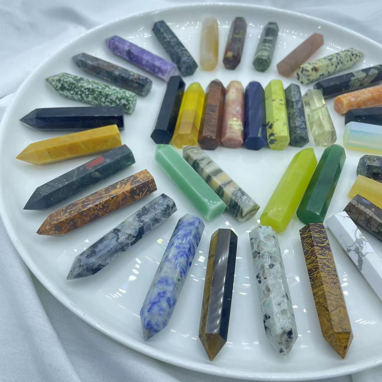 5-6cm Natural crystal healing stones crystal points hand cut multi materials available pocket stones crystal tower bulk