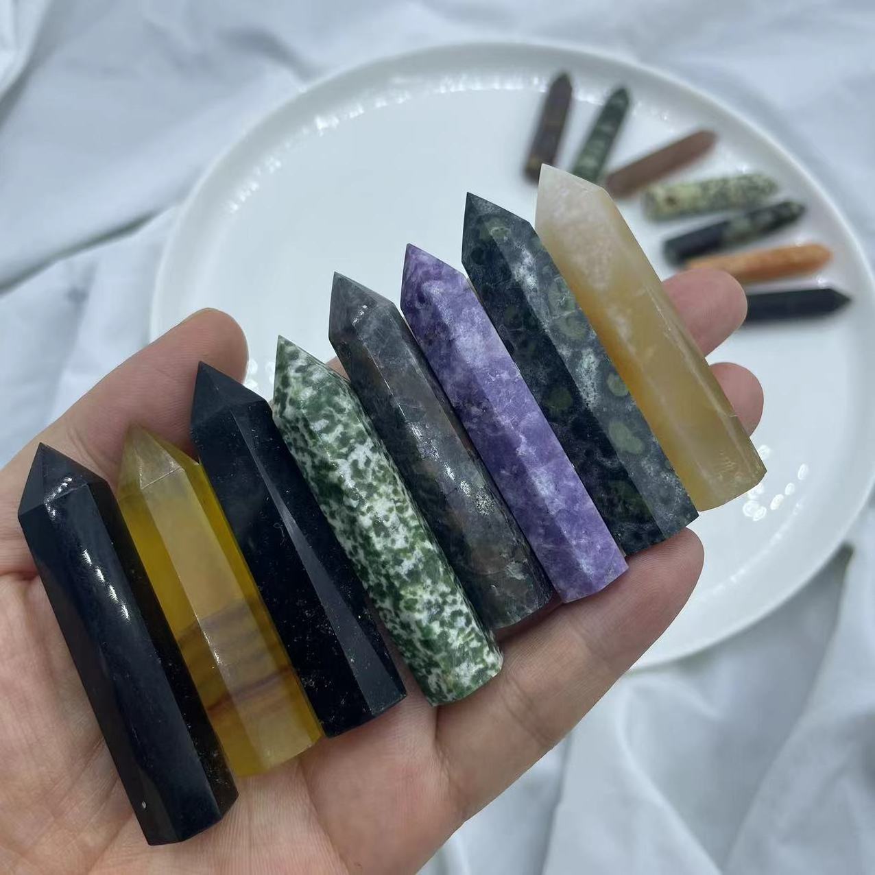 5-6cm Natural crystal healing stones crystal points hand cut multi materials available pocket stones crystal tower bulk