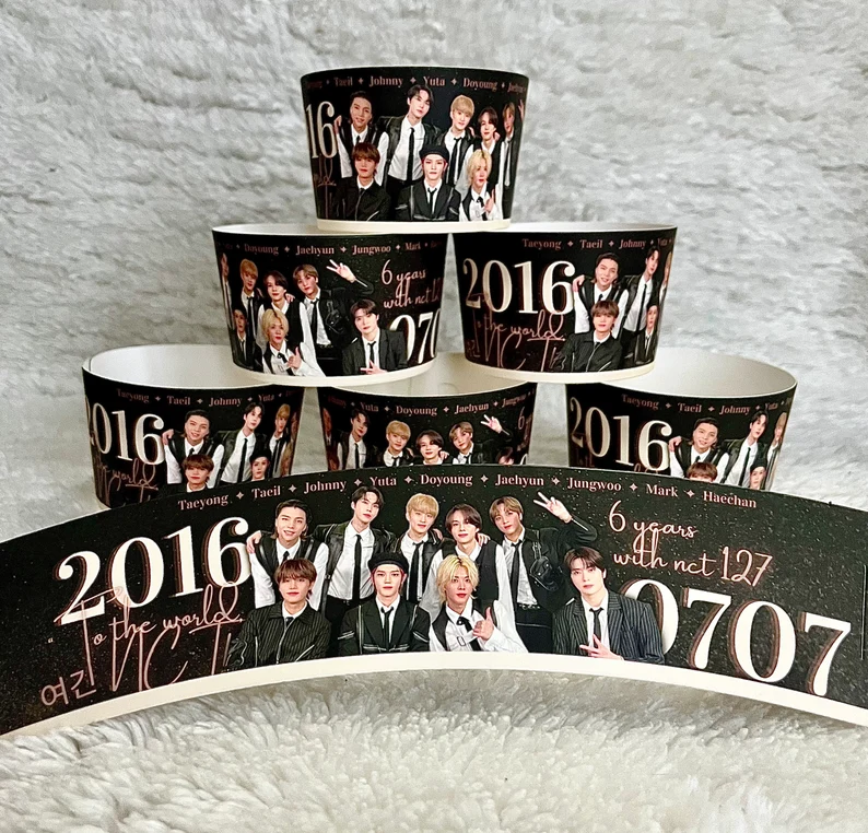 Custom Kpop Cup sleeve custom logo print disposable custom paper sleeves with beverage paper cup holder