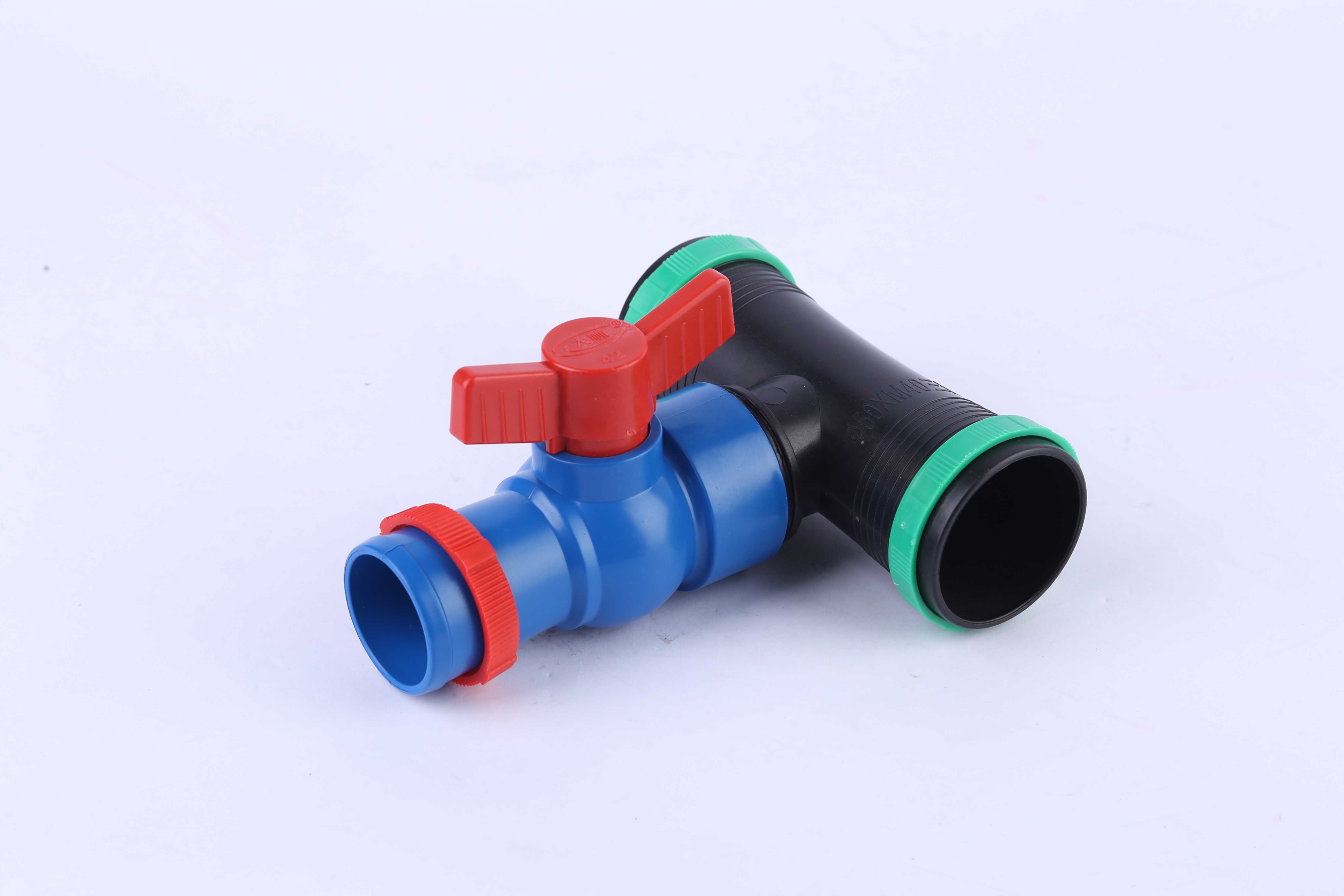 Quick Connect Plastic Union Straight Hose Clamp Farm Irrigation System Equal 3 Way Water Pvc Pipe Fitting With a Valve 2 Inch