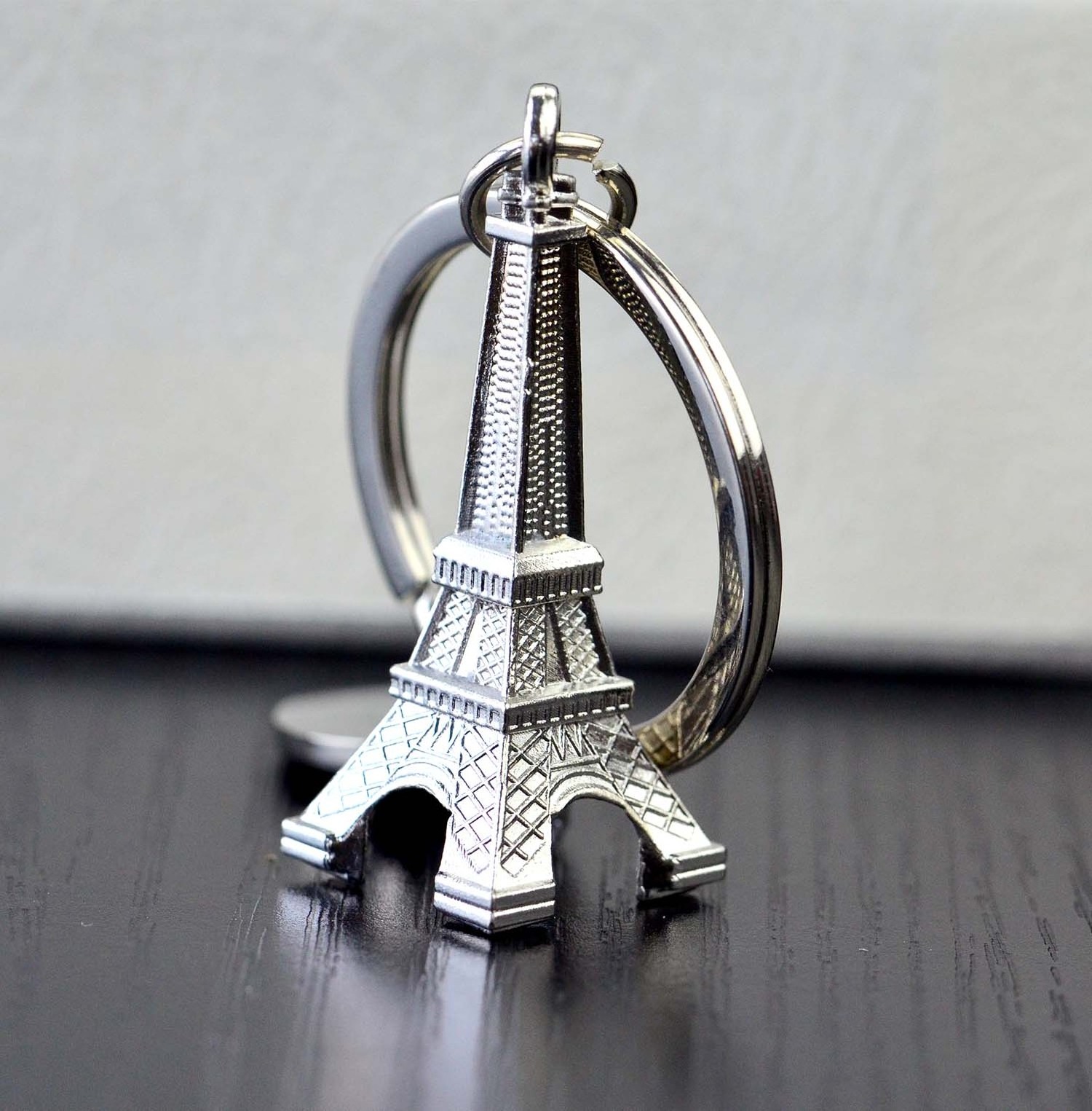 Fashion Oem Odm 3D Key Ring Maker Metal Silver Souvenir Key Chain Keyrings Custom Eiffel Tower Keychain Wholesale